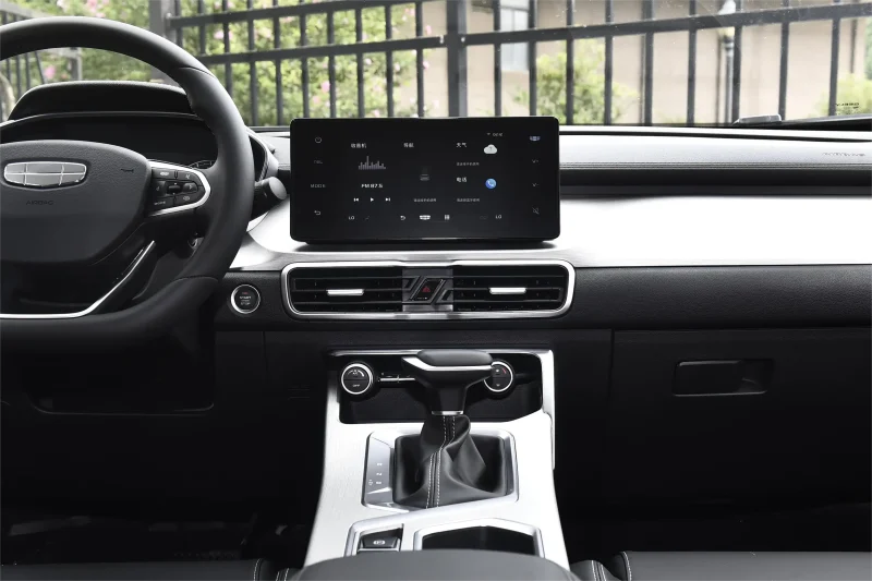 Geely Coolray 2025 1.5L CVT Super Edition