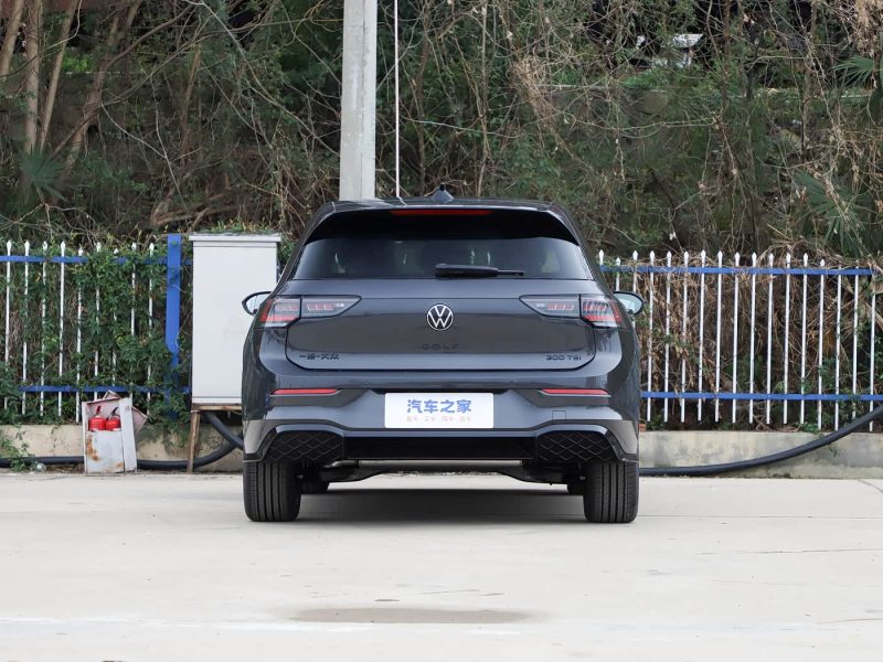 Volkswagen Golf 8.5 2026 300TSI R-Line + Spare Tyre 1.5T