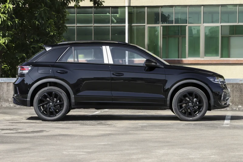 Volkswagen T-Roc 2026 Facelift II 300TSI DSG Starlight Edition 1.5T + Spare Tyre