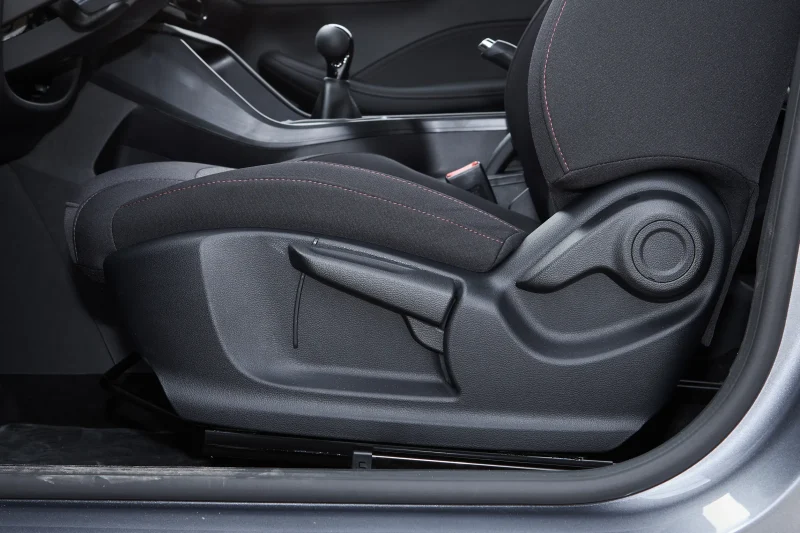 Roewe i5 2026 1.5L Manual Comfort Edition