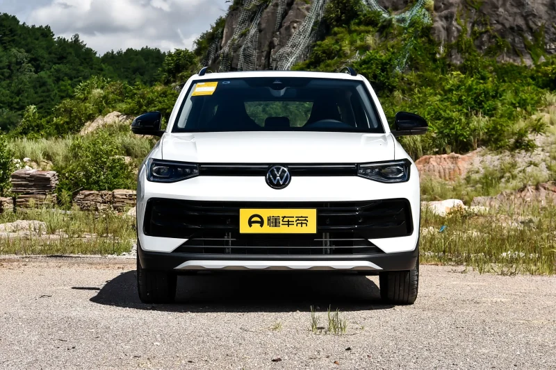 Volkswagen Tharu 2026 New Trend 300TSI Enjoy Edition - White