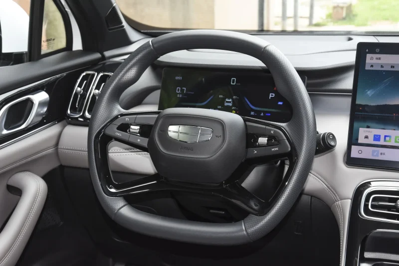 Geely Boyue L 2025 4th Generation 1.5TD DCT Sailing Edition