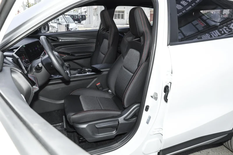 Changan X5 PLUS 2026 1.5L Manual Deluxe Edition