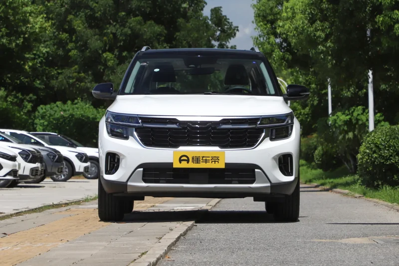 Kia Seltos 2026 1.5L CVT Luxury Edition White + Black Roof + 1500 Package