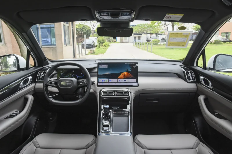 Geely Boyue L 2025 4th Generation 1.5TD DCT Sailing Edition
