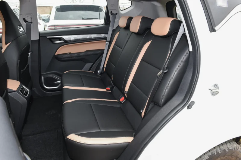Geely Haoyue PRO 2025 1.5T DCT Zongheng+ New Year Supreme Edition
