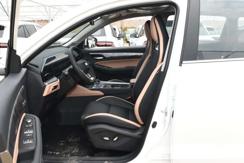 Geely Haoyue PRO 2025 1.5T DCT Zongheng+ New Year Supreme Edition