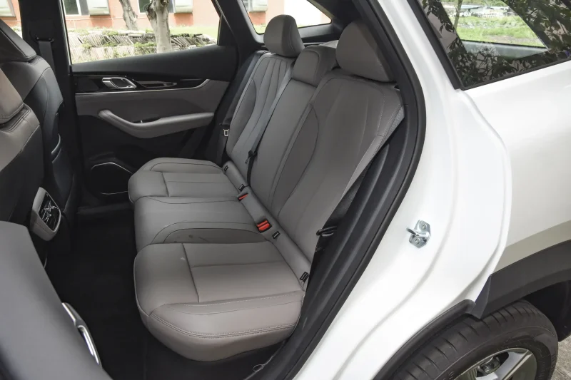 Geely Boyue L 2025 4th Generation 1.5TD DCT Sailing Edition
