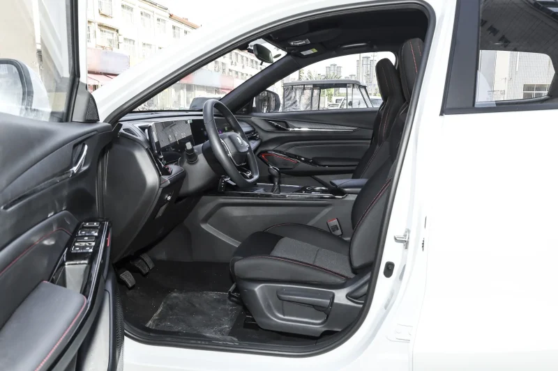 Changan X5 PLUS 2026 1.5L Manual Deluxe Edition