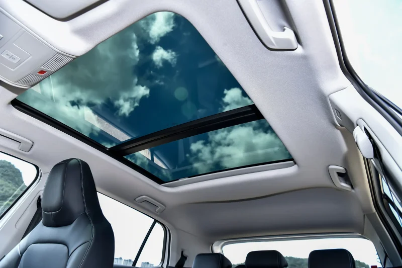 Volkswagen Tharu 2026 New Trend 300TSI Enjoy Edition - White