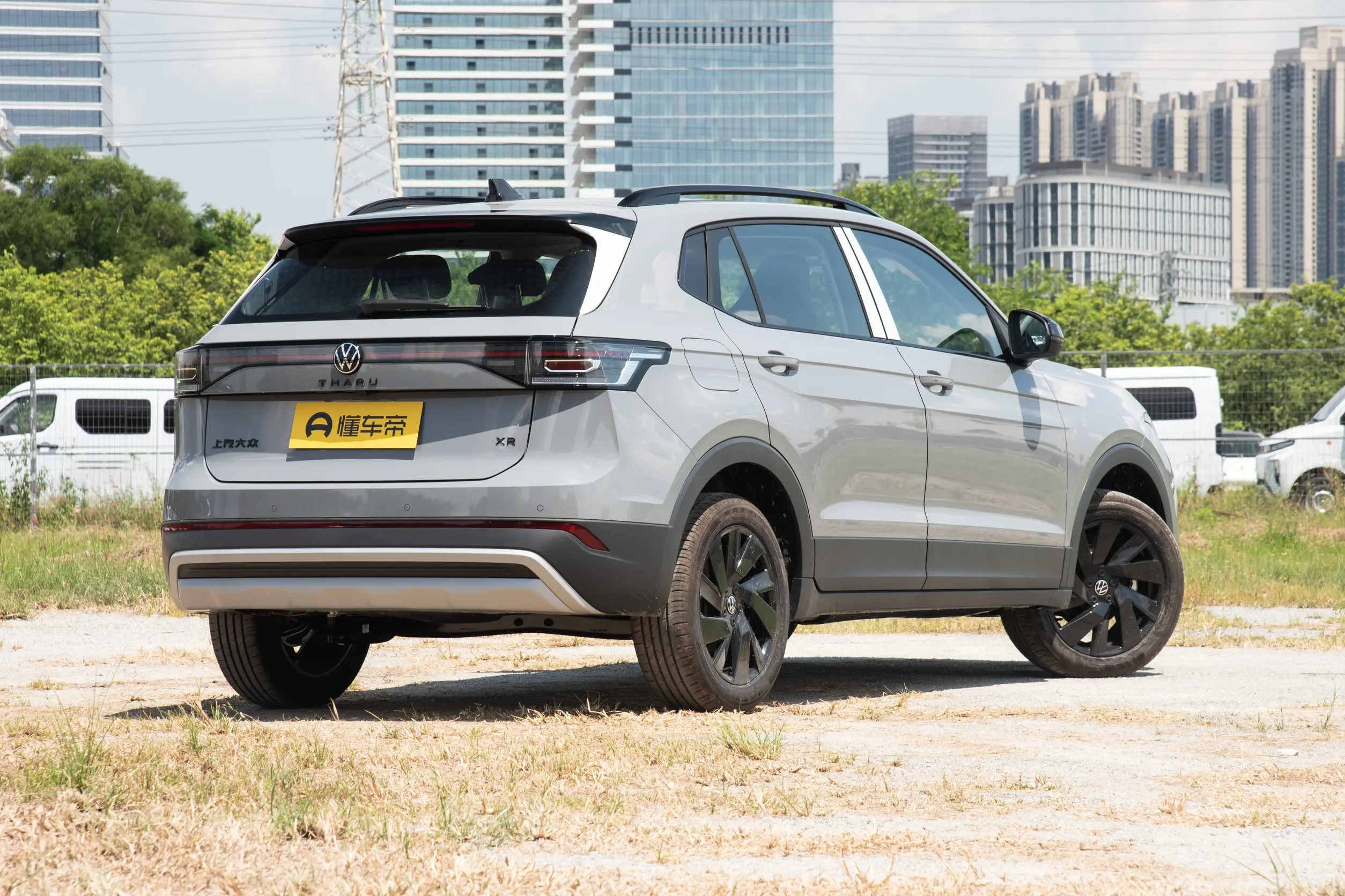 Volkswagen Tharu 2026 New Trend 300TSI Enjoy Edition - Gray