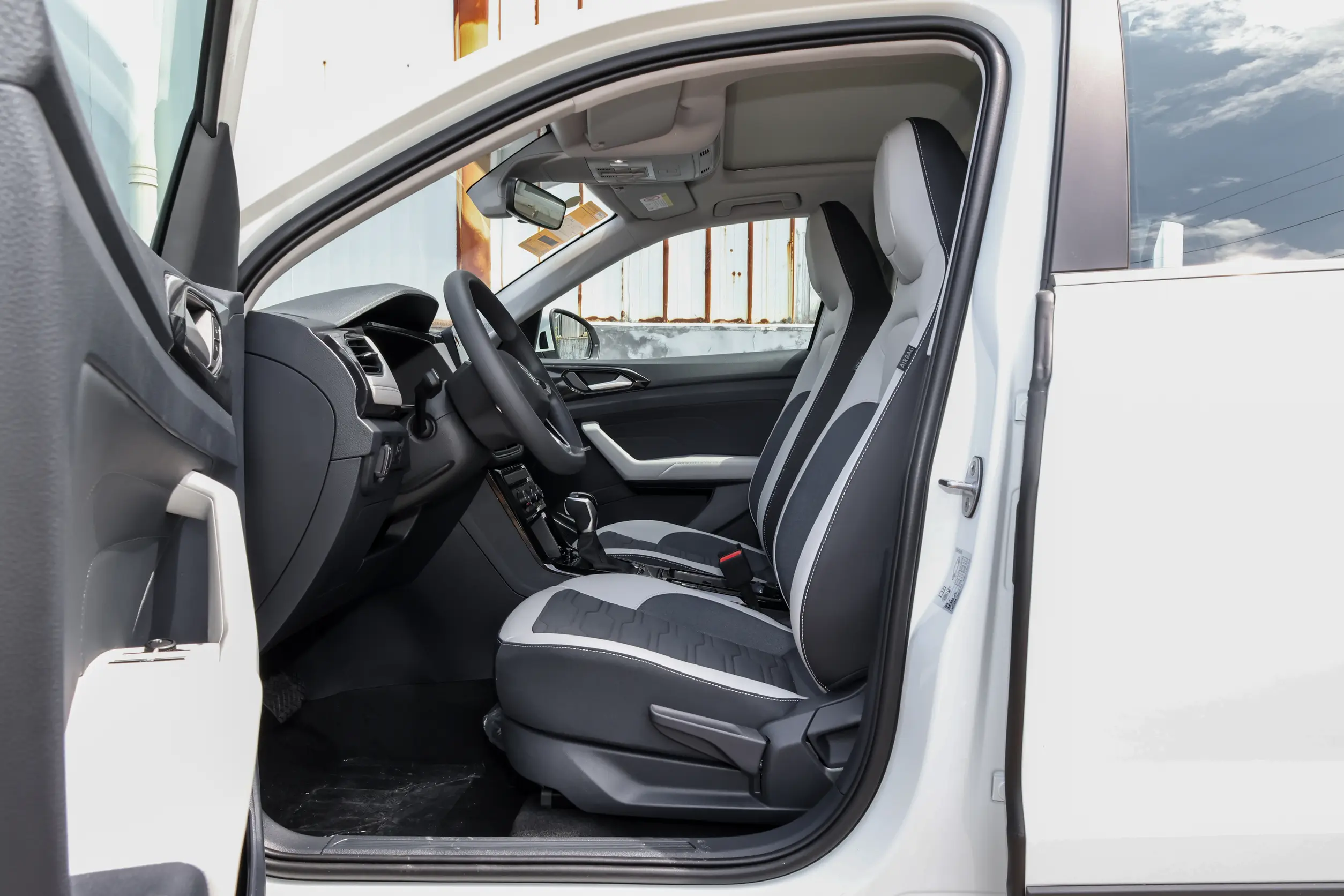 Volkswagen Tharu 2026 New Trend 1.5L Passion Edition
