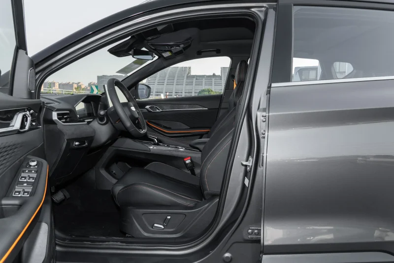 Geely Coolray L 2025 1.5TD DCT Battle