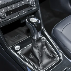 Volkswagen Tharu 2026 New Trend 300TSI Enjoy Edition - White